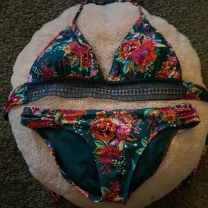Swim suit! *NEW
